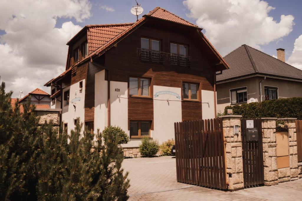 Guest house Harmonia *
